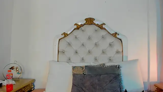 Snapshot of scarlett_smith_3 chatting on April 11, 2026, 7:45 am scarlett smith 3 online show from April 11, 2026, 7:45 am