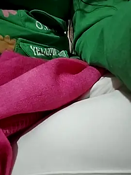 Snapshot of Mamta_185 chatting on November 19, 2025, 2:39 pm Mamta 185 online show from November 19, 2025, 2:39 pm