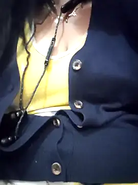 Snapshot of Mamta_185 chatting on November 20, 2025, 6:40 pm Mamta 185 online show from November 20, 2025, 6:40 pm