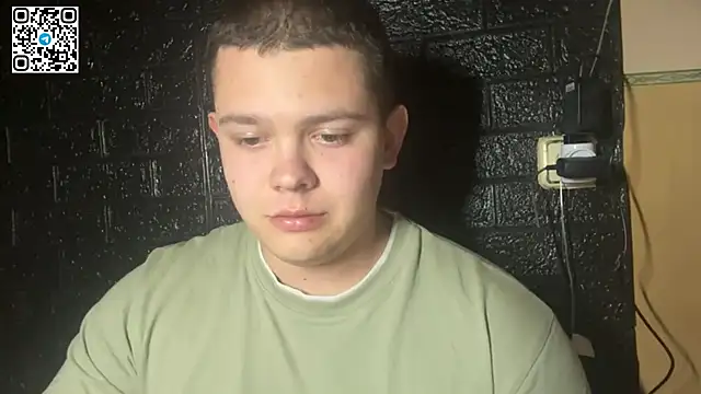 CuteButNaughty  online show from March 30, 2026, 8:43 pm