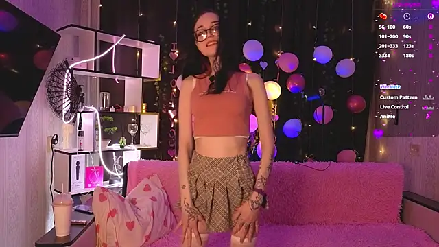 GirlFromHell88 online show from May 9, 2026, 8:58 pm