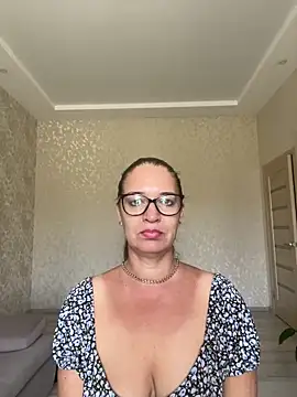 Milana8263 online show from May 8, 2026, 8:08 am