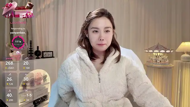 yannizi online show from December 15, 2025, 2:10 pm