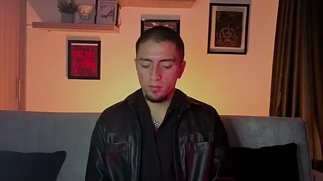 AresMassimoX online show from November 16, 2025, 3:45 am