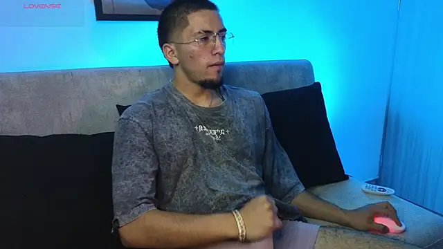 AresMassimoX online show from March 3, 2026, 3:18 pm