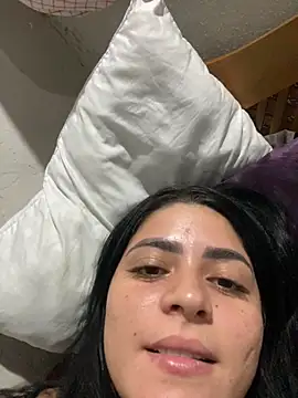 Snapshot of sarinha777 chatting on November 10, 2025, 4:33 am sarinha777 online show from November 10, 2025, 4:33 am