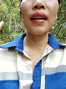 Snapshot of Cloud-wh chatting on March 2, 2026, 2:47 am Cloud-wh online show from March 2, 2026, 2:47 am