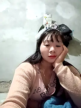 vangkt-cute online show from December 20, 2025, 11:23 pm