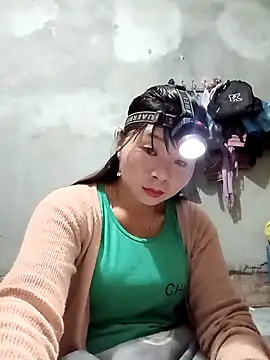 vangkt-cute online show from March 17, 2026, 7:50 pm