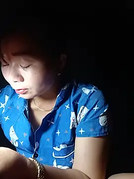 Snapshot of vangkt-cute chatting on July 7, 2026, 9:08 pm vangkt-cute online show from July 7, 2026, 9:08 pm
