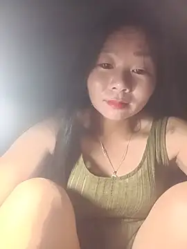 Snapshot of vangkt-cute chatting on July 14, 2026, 6:35 pm vangkt-cute online show from July 14, 2026, 6:35 pm