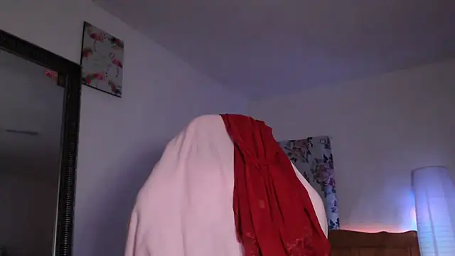 MissyDior8 online show from March 16, 2026, 6:17 am