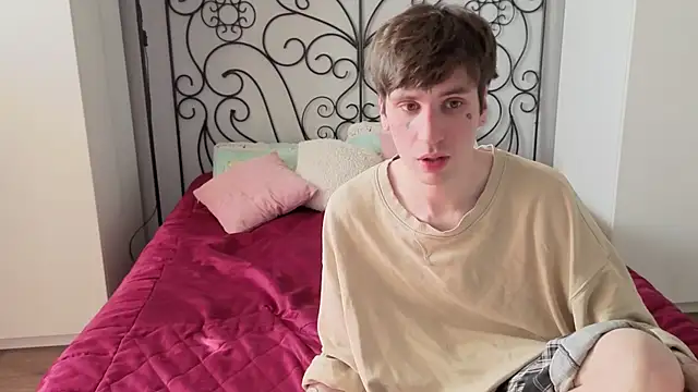Danny loves Mary online show from May 9, 2026, 2:06 am