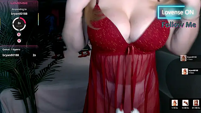 Snapshot of Kate_Moan chatting on December 20, 2025, 7:37 am Kate Moan online show from December 20, 2025, 7:37 am