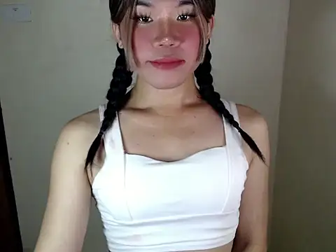 dazzlingcarol online show from March 22, 2026, 10:51 am