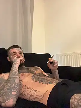 magicmichaell online show from March 31, 2026, 9:43 am