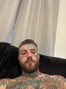 magicmichaell online show from April 6, 2026, 2:51 pm