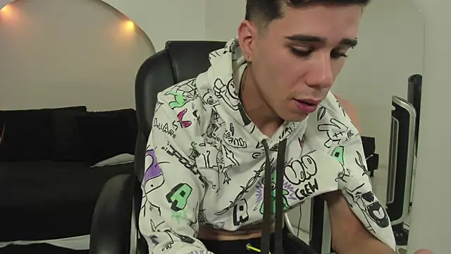 Gabo white1 online show from December 22, 2025, 8:22 am