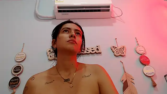 salomesmit666 online show from March 11, 2026, 7:53 pm