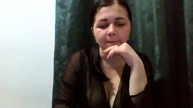 Vitalina282128 online show from February 26, 2026, 9:47 pm