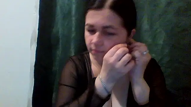 Vitalina282128 online show from May 8, 2026, 6:35 pm