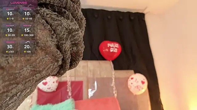 Jedah18 online show from February 12, 2026, 4:07 am