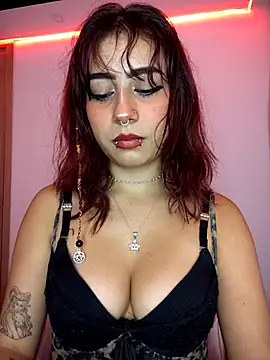 Sarah Lark- online show from March 4, 2026, 11:44 pm