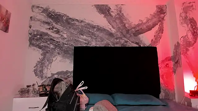 Snapshot of lilithDraven_ chatting on February 15, 2026, 4:31 am lilithDraven online show from February 15, 2026, 4:31 am