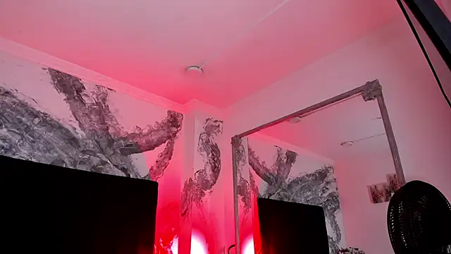 Snapshot of lilithDraven_ chatting on February 16, 2026, 3:57 am lilithDraven online show from February 16, 2026, 3:57 am