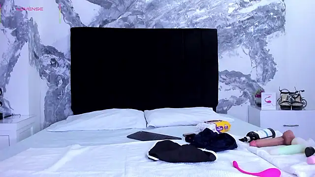 Snapshot of lilithDraven_ chatting on March 5, 2026, 4:08 am lilithDraven online show from March 5, 2026, 4:08 am