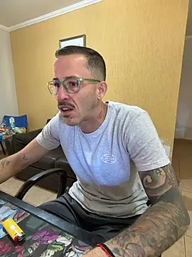 Snapshot of Lucasjandre chatting on August 5, 2026, 12:19 pm Lucasjandre online show from August 5, 2026, 12:19 pm