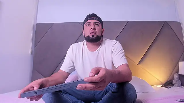 lukas ad online show from November 10, 2025, 8:30 pm