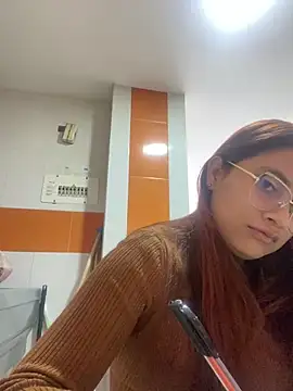 amatista katzenn online show from March 18, 2026, 6:11 pm