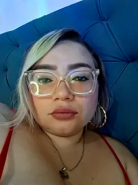 Amber bunnyx01 online show from March 24, 2026, 7:08 pm