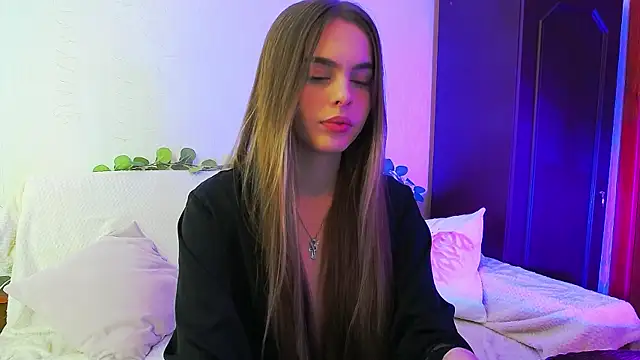 AlicaLOVEalisa777 online show from December 20, 2025, 12:23 pm