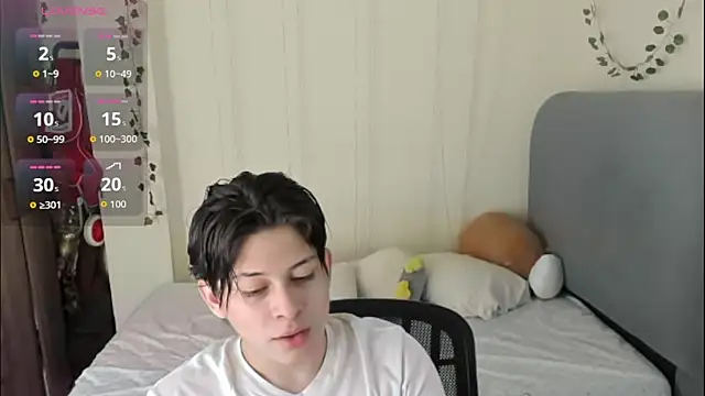 Felix kitty online show from March 8, 2026, 7:28 pm