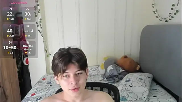 Felix kitty online show from March 19, 2026, 7:07 pm