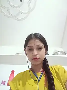 Mohnicute online show from June 29, 2026, 6:52 pm