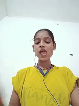 Mohnicute online show from July 22, 2026, 6:54 pm