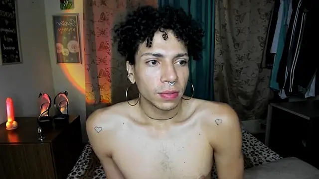 Angel White25 online show from June 15, 2026, 6:37 am