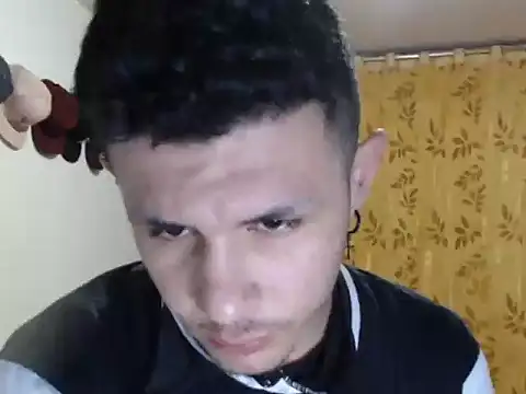 damiansexyboy69 online show from November 12, 2025, 4:46 am