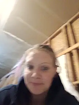 SquirtFlirtAlert online show from February 5, 2026, 9:30 pm