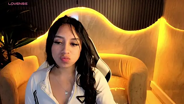 Juliana Tx online show from February 25, 2026, 12:48 pm