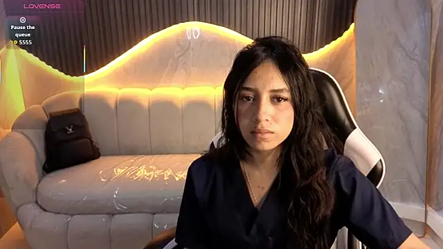 Juliana Tx online show from March 20, 2026, 3:44 am