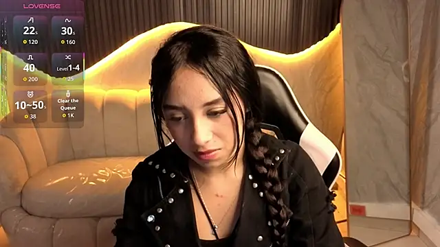 Juliana Tx online show from March 21, 2026, 3:11 am