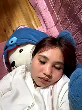 Snapshot of EllyMay22 chatting on November 12, 2025, 2:50 pm EllyMay22 online show from November 12, 2025, 2:50 pm