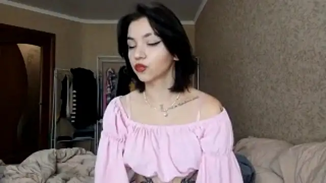 Snapshot of YeahRock chatting on November 14, 2025, 9:52 am YeahRock online show from November 14, 2025, 9:52 am