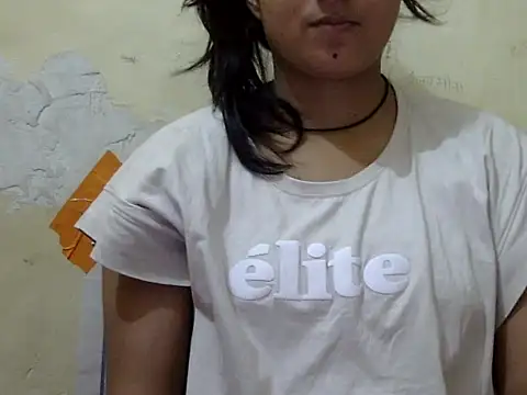 Anika Singh online show from May 6, 2026, 4:23 pm