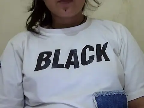 Anika Singh online show from June 13, 2026, 2:48 pm