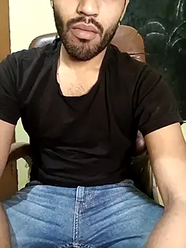 hotyyyyjonny online show from March 27, 2026, 12:49 pm